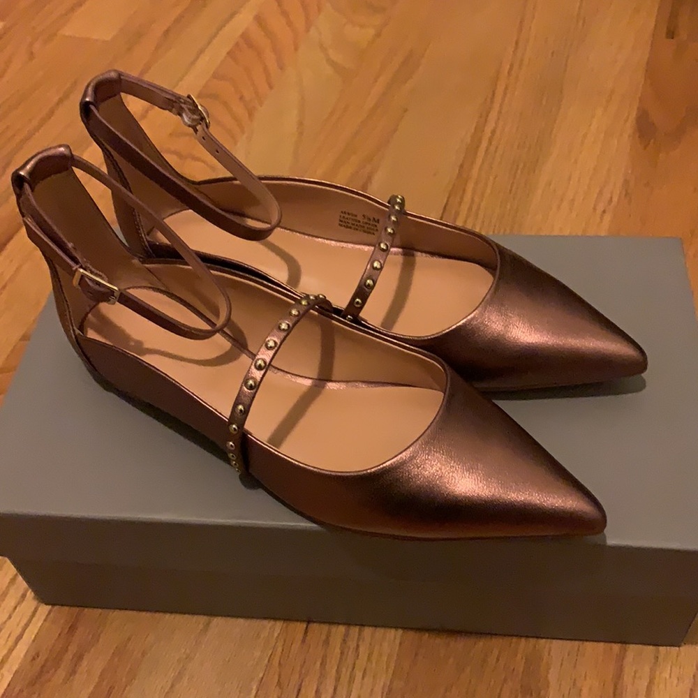 Halston heritage Arwen flats 5.5 New - Picture 7 of 8